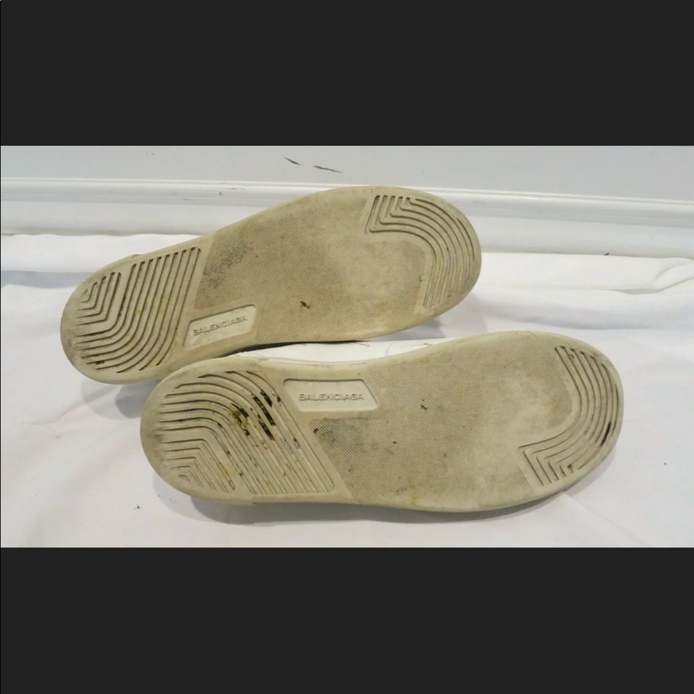Balenciaga Embossed Sneakers Size 9.